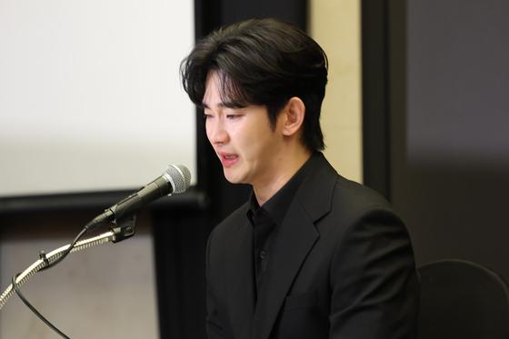 김수현 측 "'가세연' 김세의 명의 40억 강남 아파트·후원계좌 가압류"