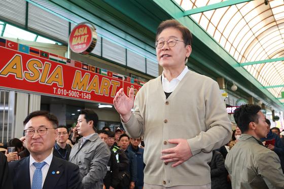 이재명, 청년 공약 발표…"청년미래적금·구직급여 지급 약속"